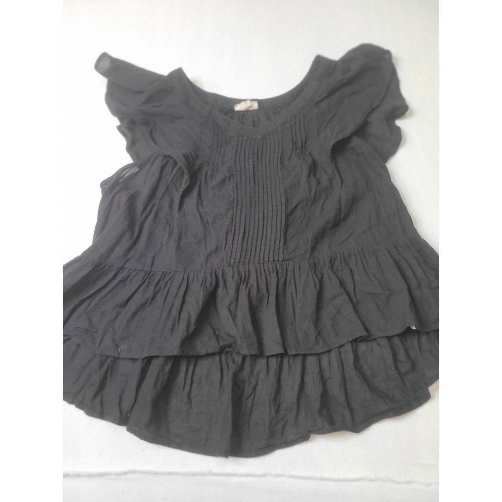 a.n.a Black Flutter Sleeve Pintuck Tiered Ruffle Blouse Petite Medium PM